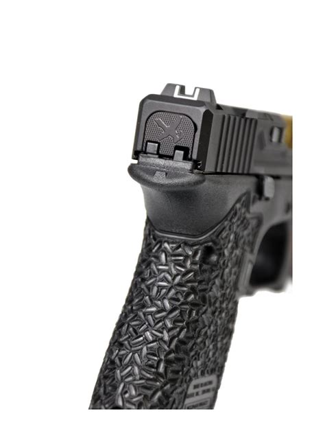 are Glock back plates universal